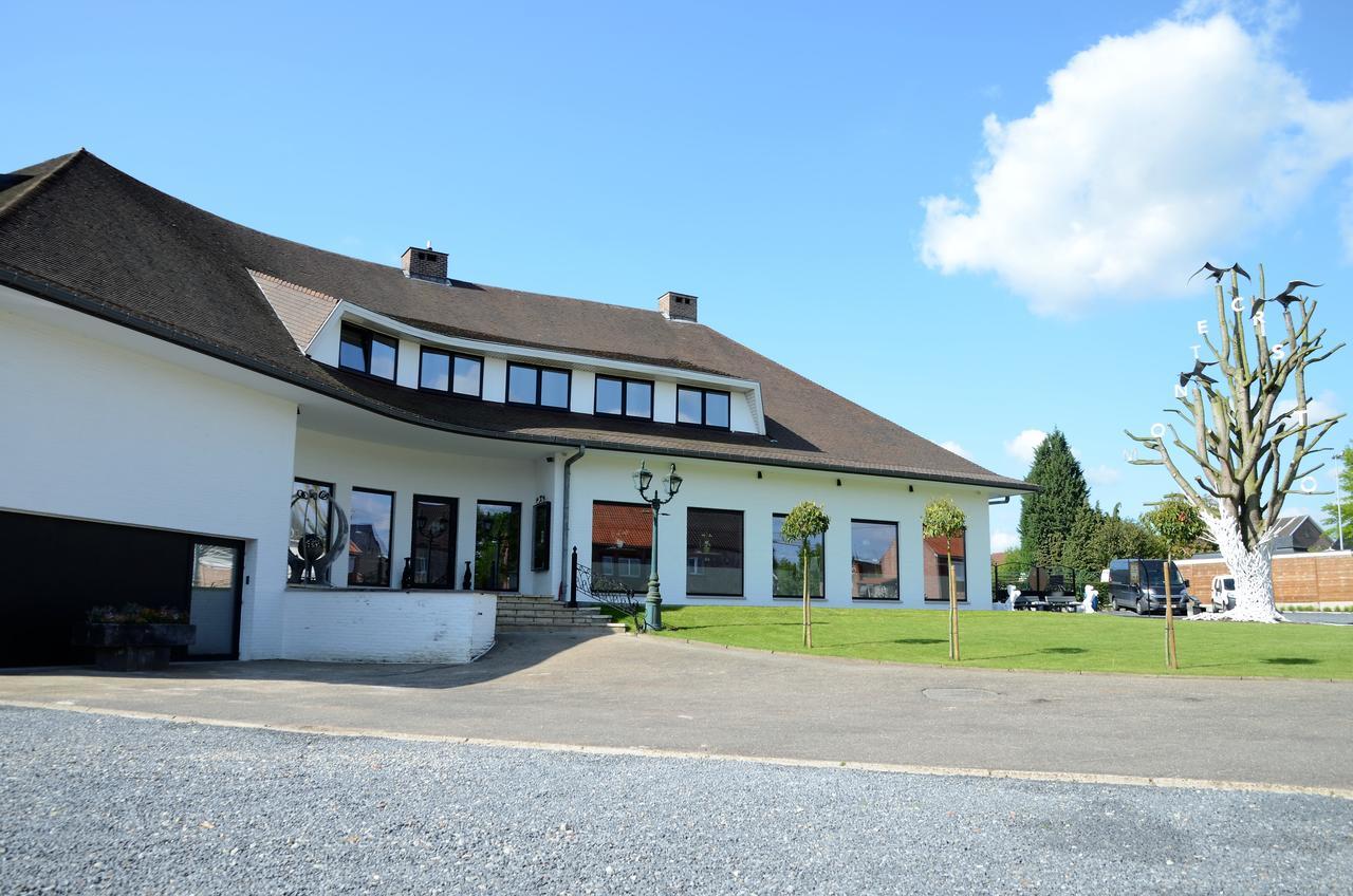 Hotel Monte Cristo Hoeselt Exterior foto